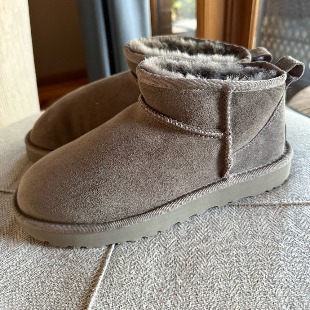 UGG ultra mini boot